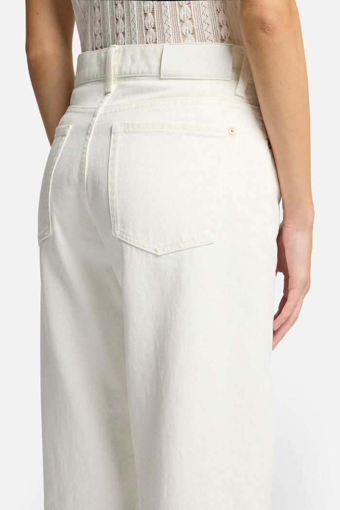7 FOR ALL MANKIND WOMEN TESS High Rise Straight Jeans Milkyway White - MAISONDEFASHION.COM