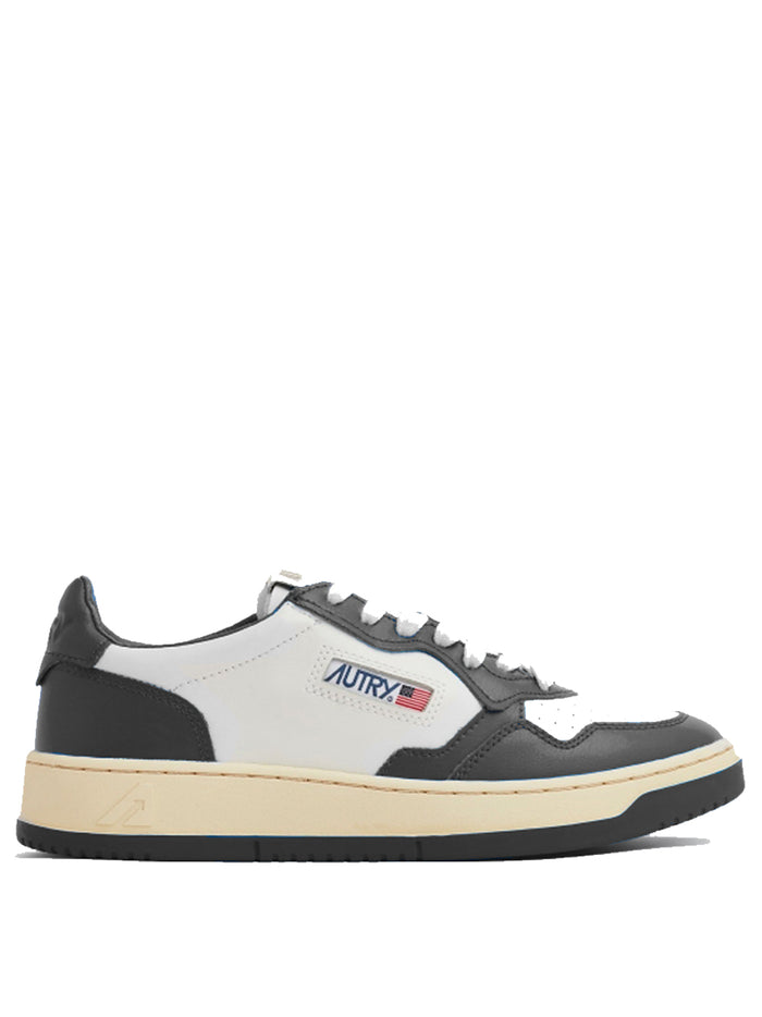 AUTRY Medalist Low Top Sneakers White/Black - MAISONDEFASHION.COM