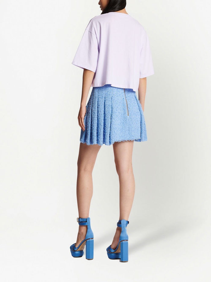 BALMAIN WOMEN Roman Rubber Logo Cropped T-Shirt Light Lilac/White - MAISONDEFASHION.COM