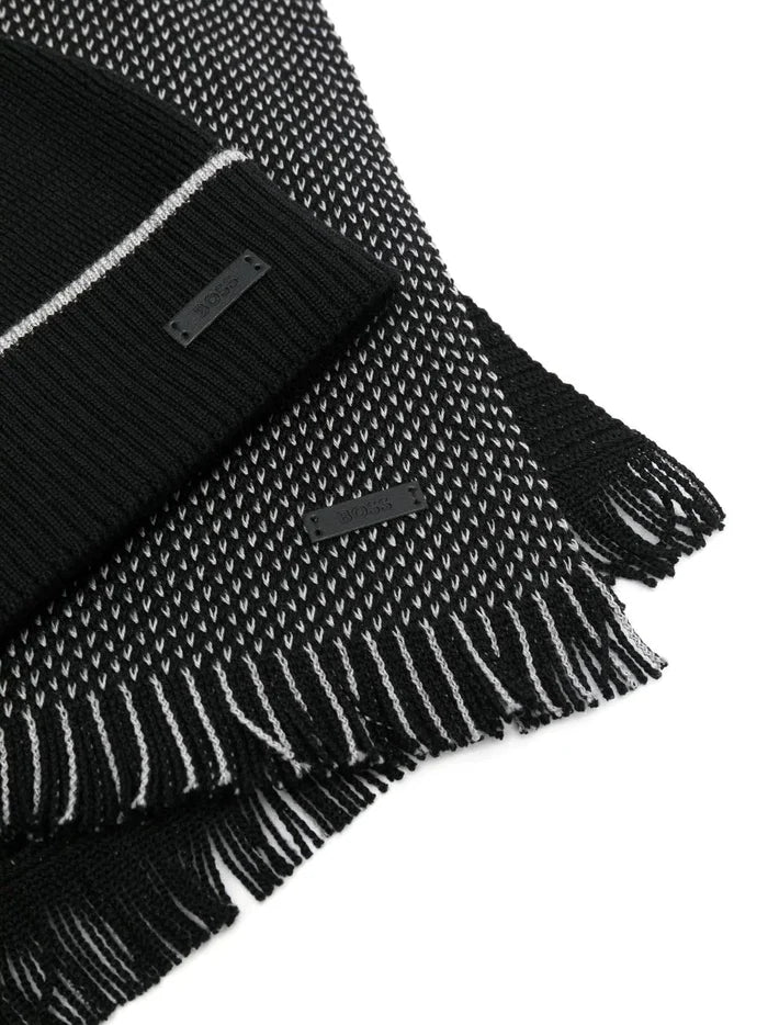 BOSS Logo-patch Beanie Set Black - MAISONDEFASHION.COM