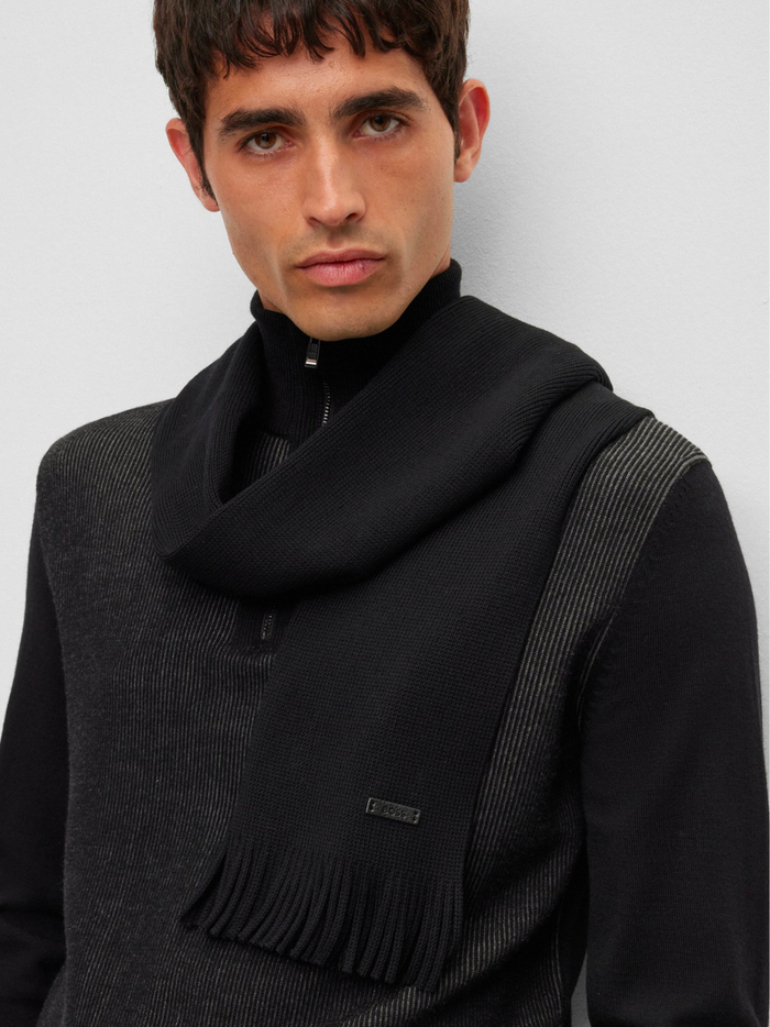 BOSS MEN Raschel-knit Virgin-wool Scarf Black - MAISONDEFASHION.COM