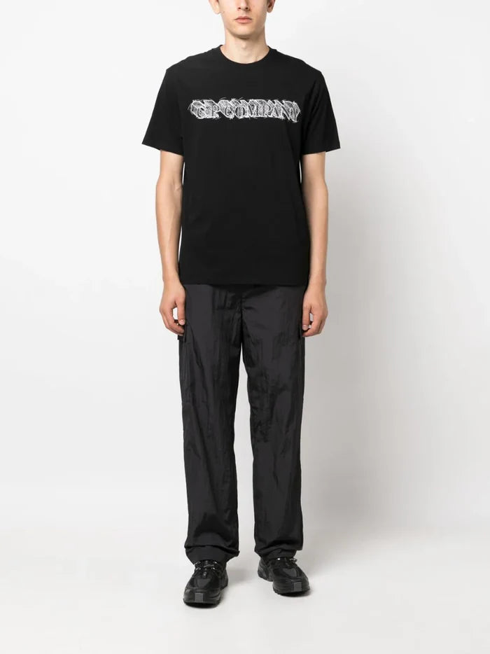 C.P COMPANY MEN 30/1 Jersey Relaxed Logo T-Shirt Black - MAISONDEFASHION.COM
