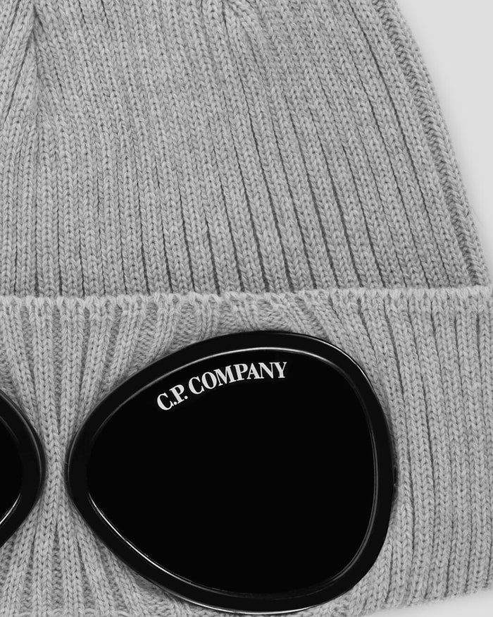 C.P. COMPANY KIDS Goggle Lens Knit Beanie Grey - MAISONDEFASHION.COM