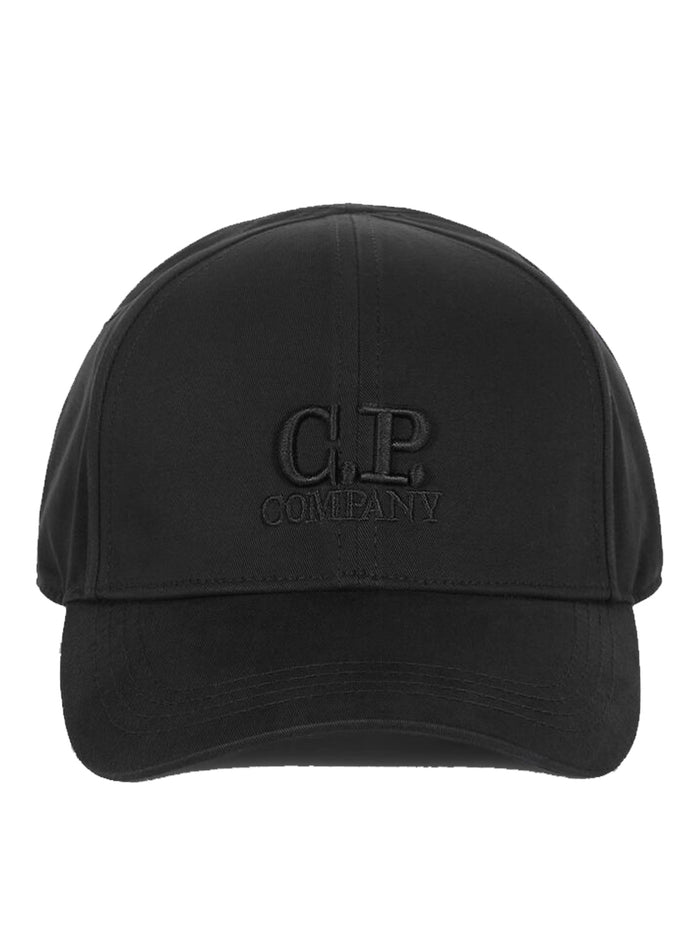 C.P. COMPANY KIDS Logo Embroidered Cap Black - MAISONDEFASHION.COM