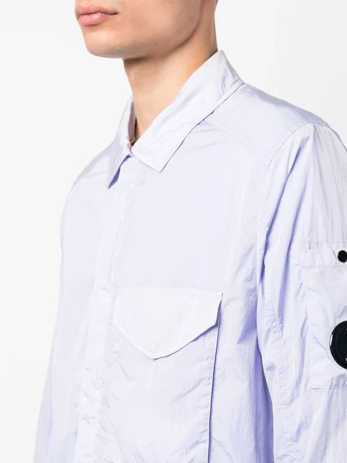 C.P. COMPANY Lens Detail Overshirt Cosmic Sky - MAISONDEFASHION.COM