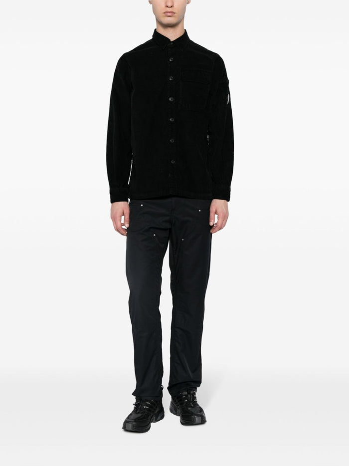 C.P. COMPANY MEN Velluto Button Up  Lens-Detail Corduroy shirt Black - MAISONDEFASHION.COM