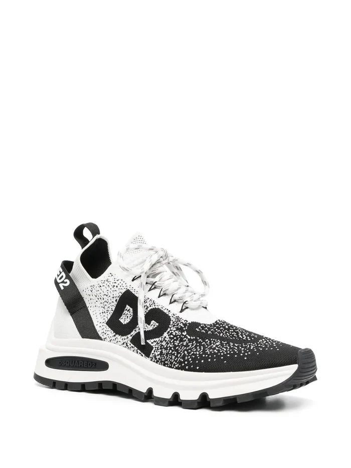 DSQUARED2 Run Ds2 Lace Up Sneakers White/Black - MAISONDEFASHION.COM