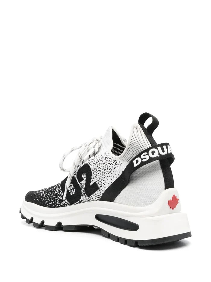 DSQUARED2 Run Ds2 Lace Up Sneakers White/Black - MAISONDEFASHION.COM