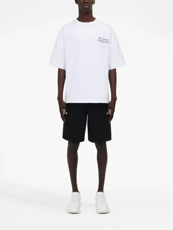 ALEXANDER MCQUEEN MEN Exploded Logo T-Shirt White/Black - MAISONDEFASHION.COM