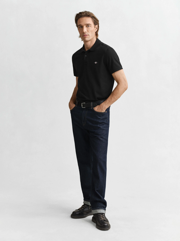 GANT Regular Fit Shield Piqué Polo Shirt Black - MAISONDEFASHION.COM