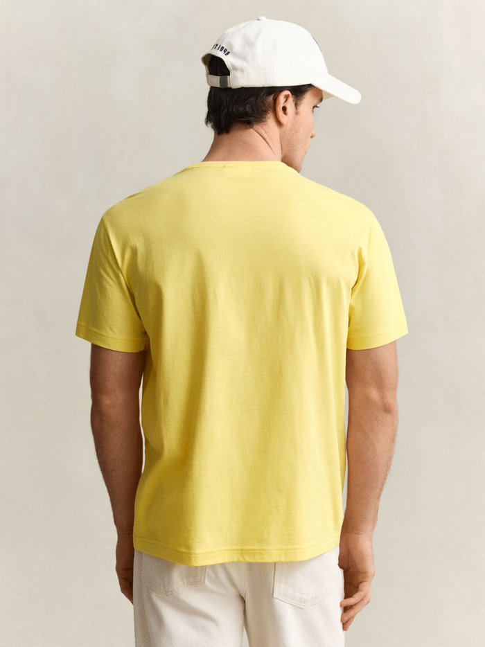 GANT Regular Fit Shield T-Shirt Banana Yellow - MAISONDEFASHION.COM