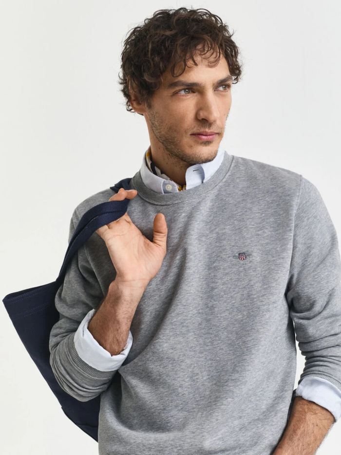 GANT Shield Crew Neck Sweatshirt Grey Melange - MAISONDEFASHION.COM