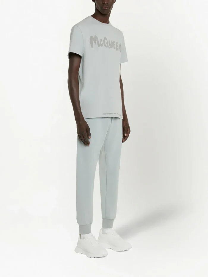 ALEXANDER MCQUEEN Graffiti Logo-Print T-shirt Dove Grey - MAISONDEFASHION.COM