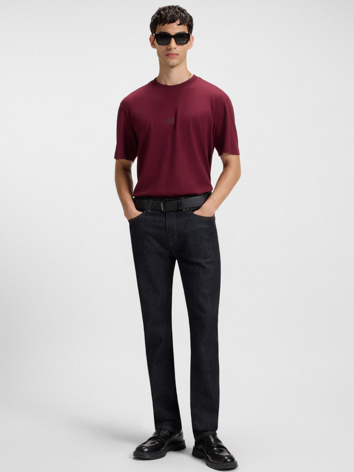 HUGO 708 Slim-Fit Jeans In Stretch Denim Dark Blue - MAISONDEFASHION.COM