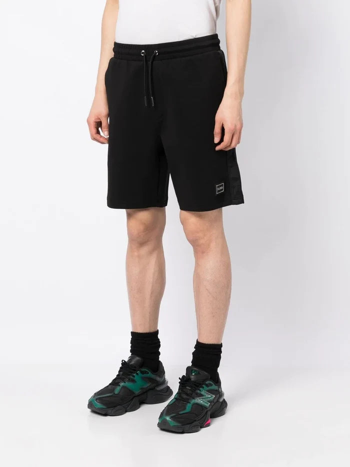 HUGO Bermuda Shorts Black - MAISONDEFASHION.COM