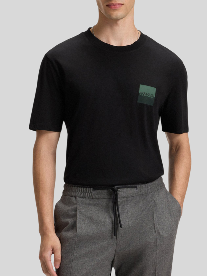 HUGO Dapusi Cotton-Jersey T-Shirt With Split-Logo Print Black - MAISONDEFASHION.COM