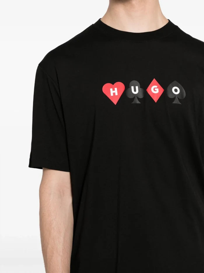 HUGO MEN Playing Card Logo-Print Doober Relaxed-fit T-shirt Black - MAISONDEFASHION.COM