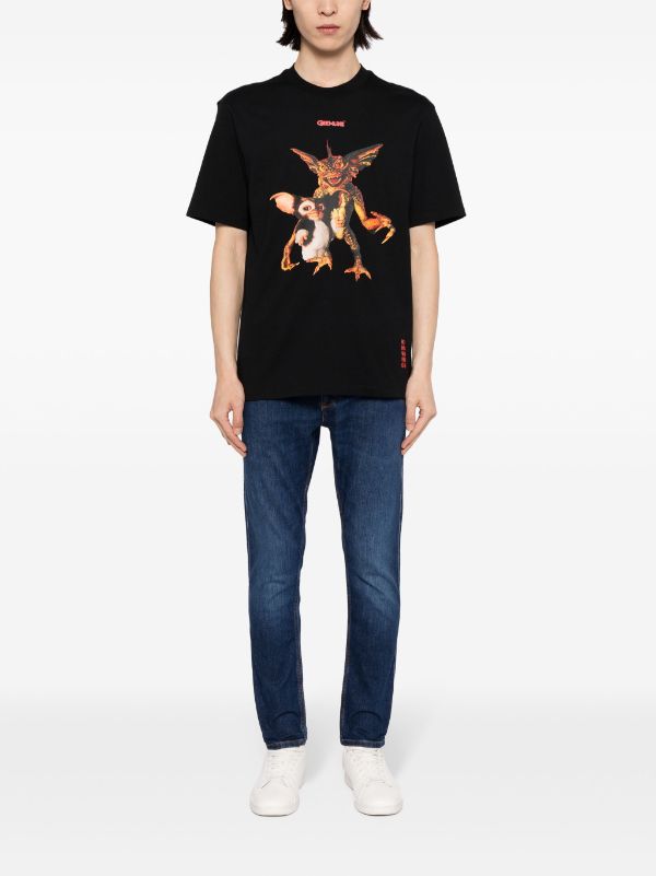 HUGO x GREMLINS UNISEX Relaxed-Fit T-Shirt Black - MAISONDEFASHION.COM