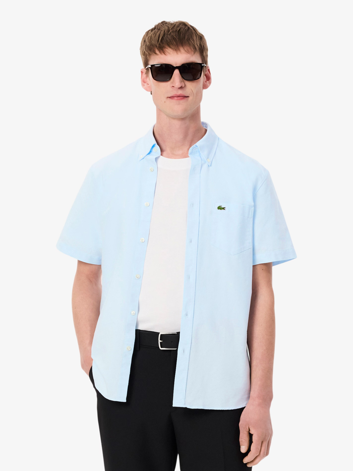 LACOSTE Regular Fit Short Sleeved Oxford Shirt Light Blue - MAISONDEFASHION.COM