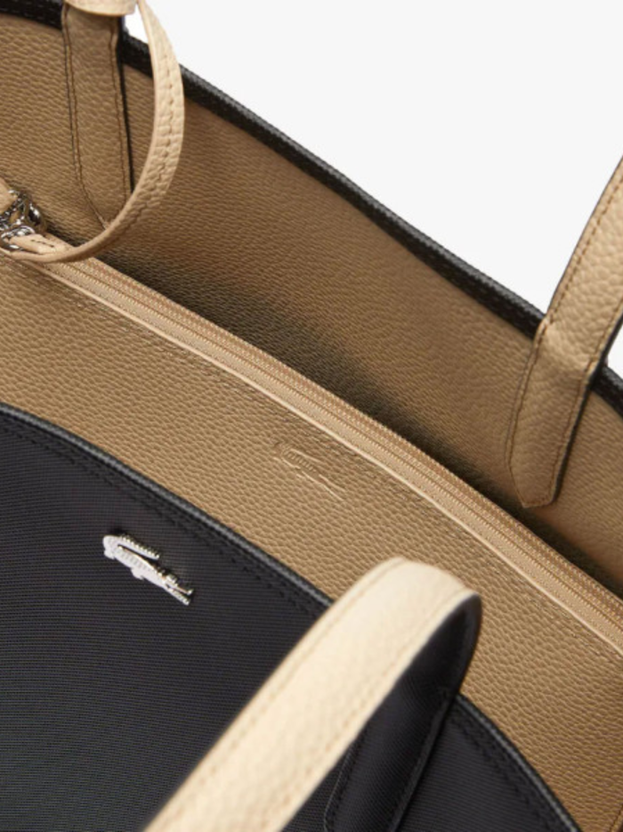 LACOSTE WOMEN Anna Reversible Tote with Pouch Black/Sand - MAISONDEFASHION.COM