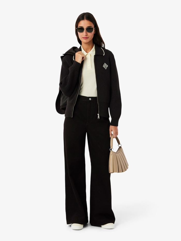 LACOSTE WOMEN Aura Leather Sneakers Off-White/White - MAISONDEFASHION.COM