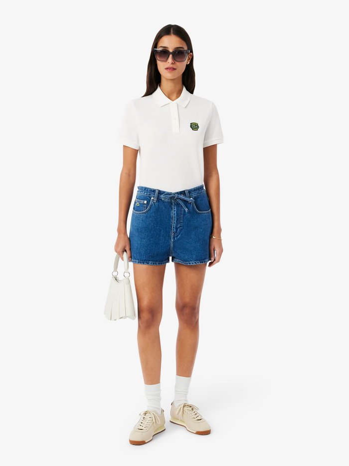 LACOSTE WOMEN Regular Fit Petit Piqué Badge Polo Shirt White - MAISONDEFASHION.COM