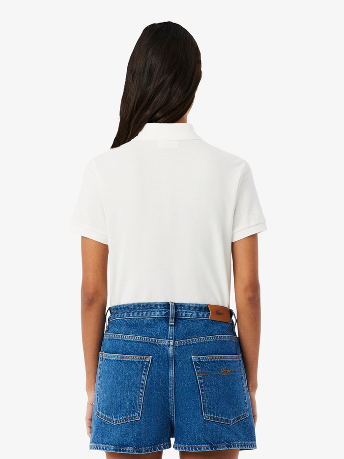 LACOSTE WOMEN Regular Fit Petit Piqué Badge Polo Shirt White - MAISONDEFASHION.COM