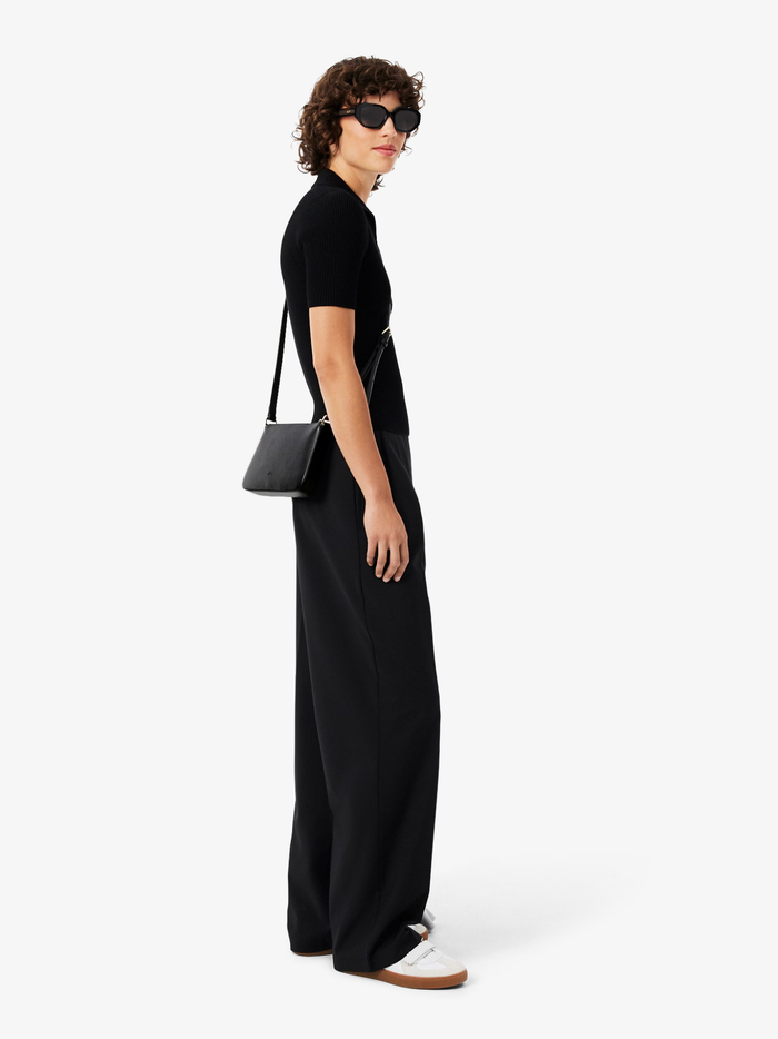 LACOSTE WOMEN Small Champs-Élysées Shoulder Bag Black