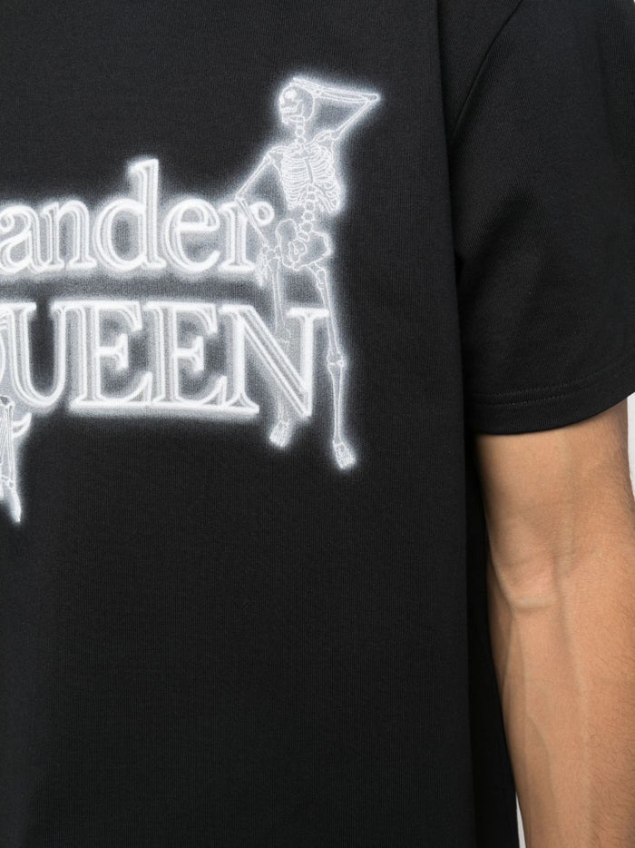ALEXANDER MCQUEEN MEN Logo Skeleton Print T-Shirt Black - MAISONDEFASHION.COM