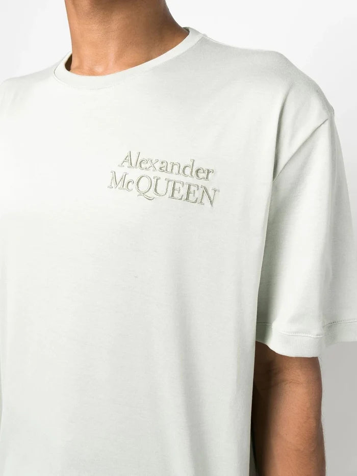 ALEXANDER MCQUEEN Logo T-shirt Opal - MAISONDEFASHION.COM