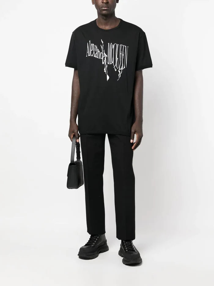 ALEXANDER MCQUEEN Logo Twist T-shirt Black - MAISONDEFASHION.COM