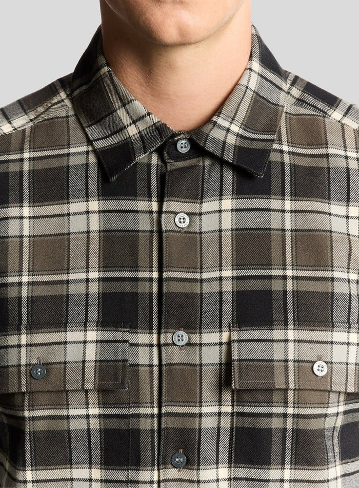 LYLE & SCOTT Brushed Cotton Check Shirt Jet Black/ Limestone - MAISONDEFASHION.COM