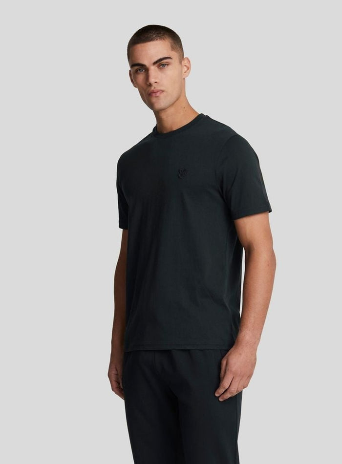 LYLE & SCOTT Cotton Crew Neck Tonal Eagle T-Shirt Jet Black - MAISONDEFASHION.COM