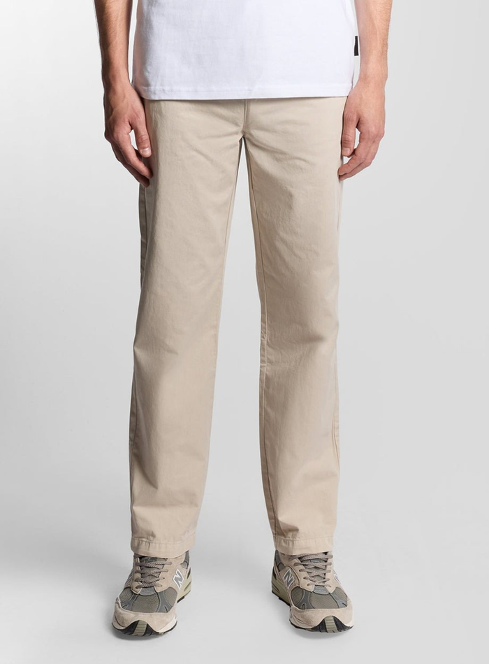 LYLE & SCOTT Drawstring Tapered Chino Cove - MAISONDEFASHION.COM
