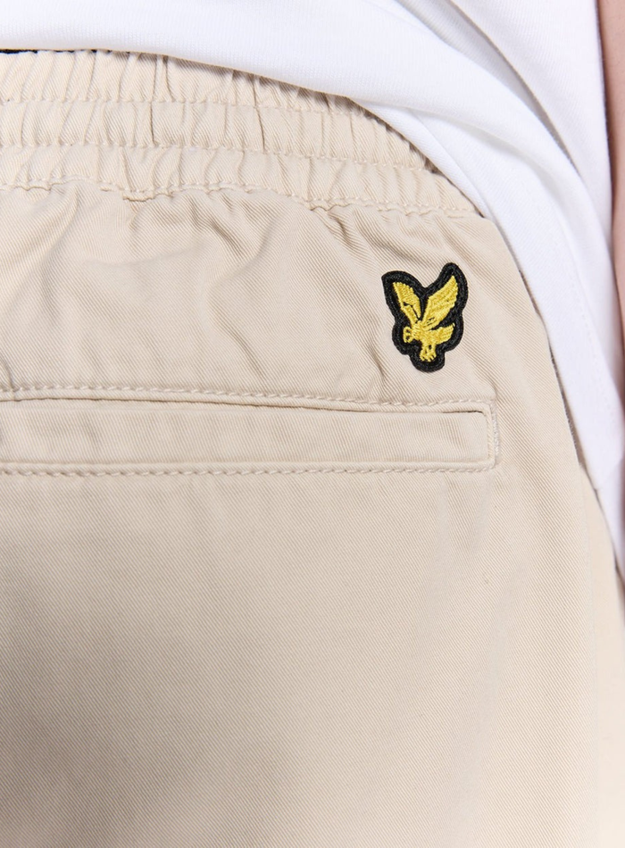 LYLE & SCOTT Drawstring Tapered Chino Cove - MAISONDEFASHION.COM