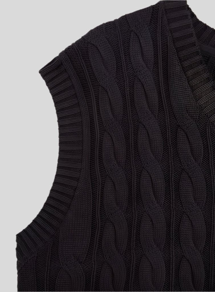 LYLE & SCOTT Friends of Feathers Cable Knitted Tank Top Phantom - MAISONDEFASHION.COM