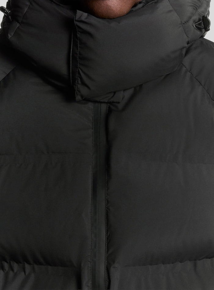LYLE & SCOTT Heavyweight Hooded Puffer Jacket Jet Black - MAISONDEFASHION.COM