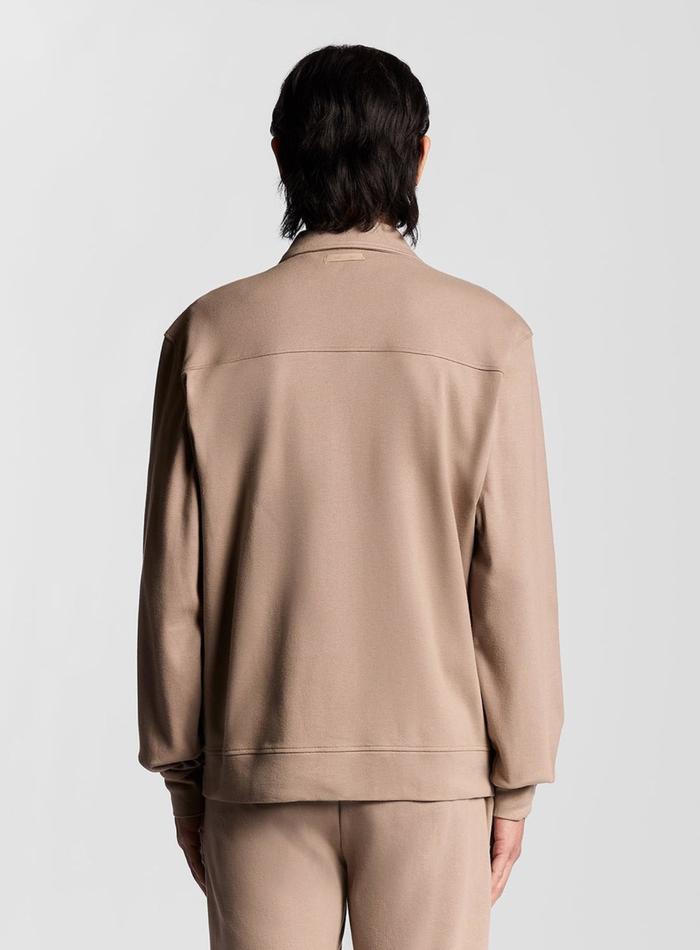 LYLE & SCOTT Heavyweight Jersey Overshirt Cobblestone - MAISONDEFASHION.COM