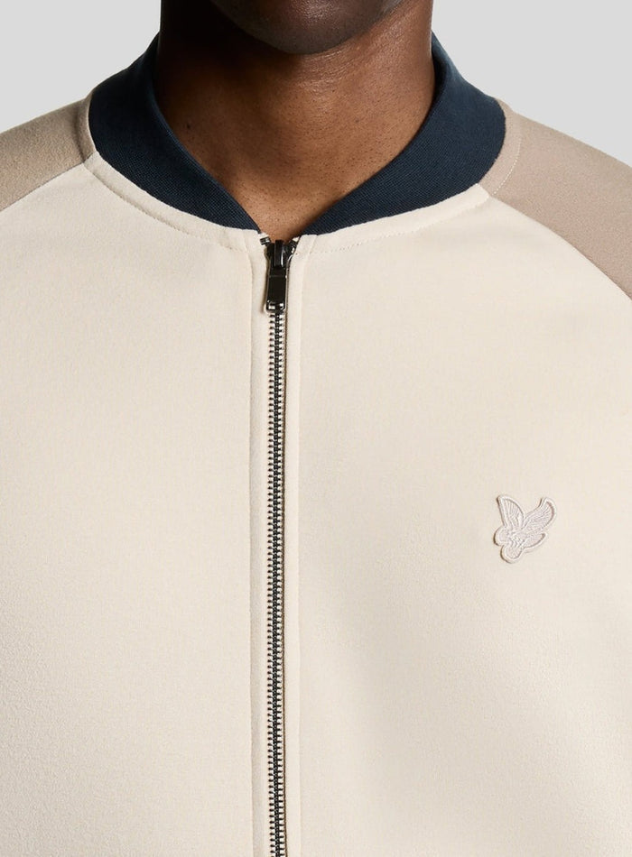 LYLE & SCOTT Interlock Contrast Raglan Bomber Cobblestone - MAISONDEFASHION.COM