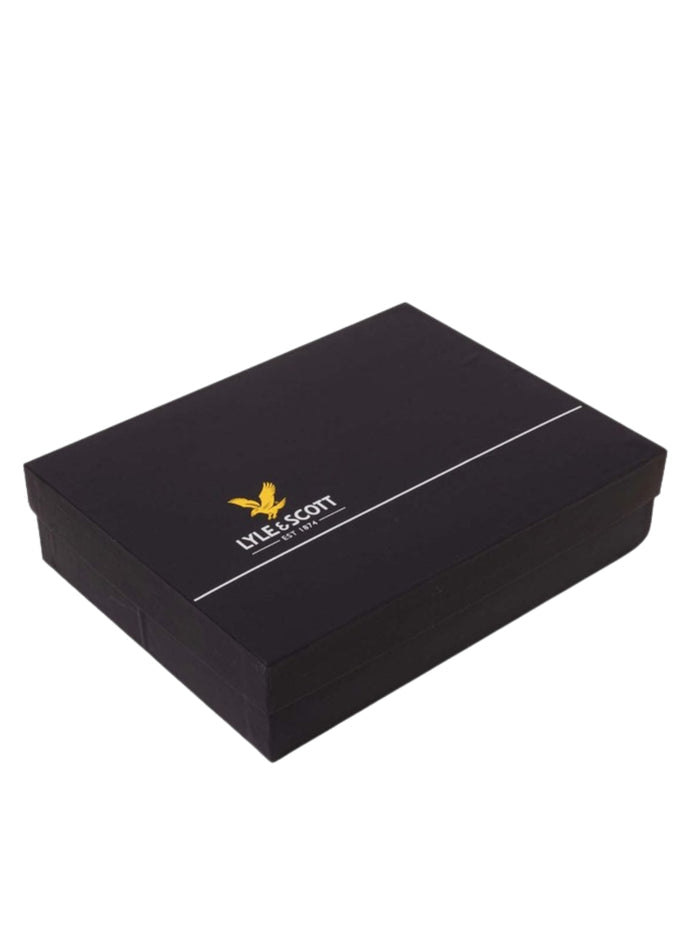 LYLE & SCOTT Lambswool Blend Scarf and Beanie Set Jet Black - MAISONDEFASHION.COM