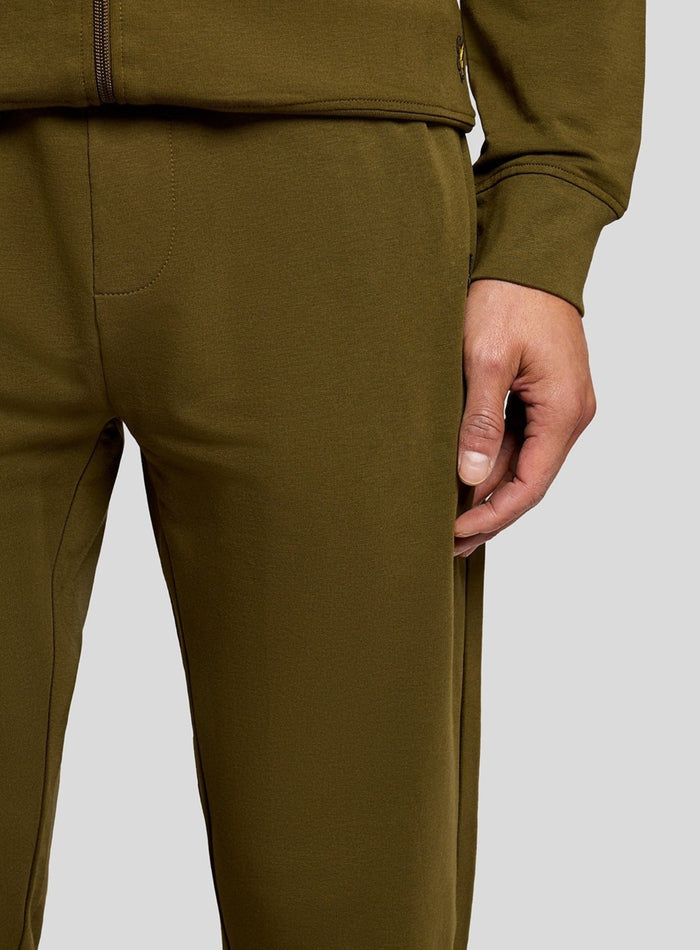 LYLE & SCOTT Lightweight Cuffed Lounge Jogger Olive - MAISONDEFASHION.COM