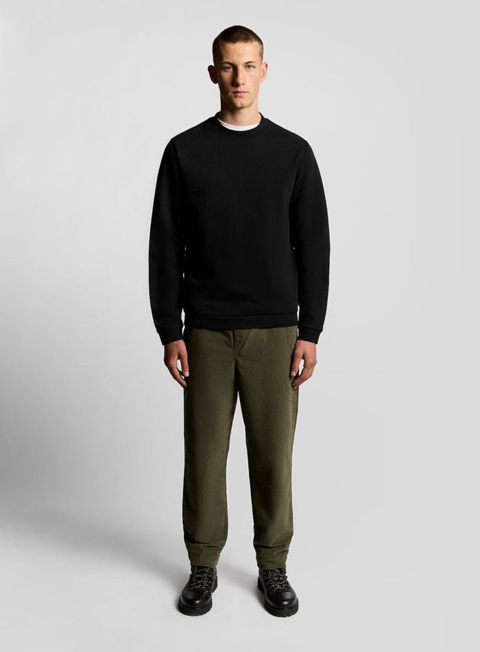 LYLE & SCOTT Logo Brushback Crew Neck Sweatshirt Jet Black - MAISONDEFASHION.COM