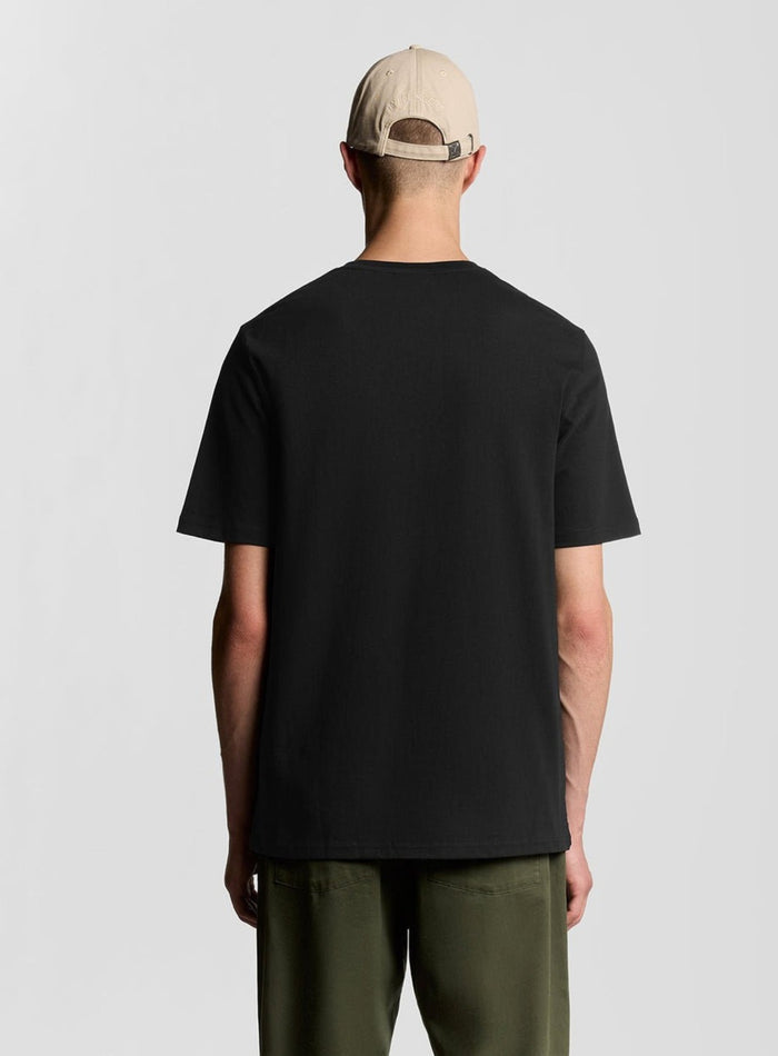 LYLE & SCOTT Script Logo Cotton Crew Neck T-Shirt Jet Black - MAISONDEFASHION.COM