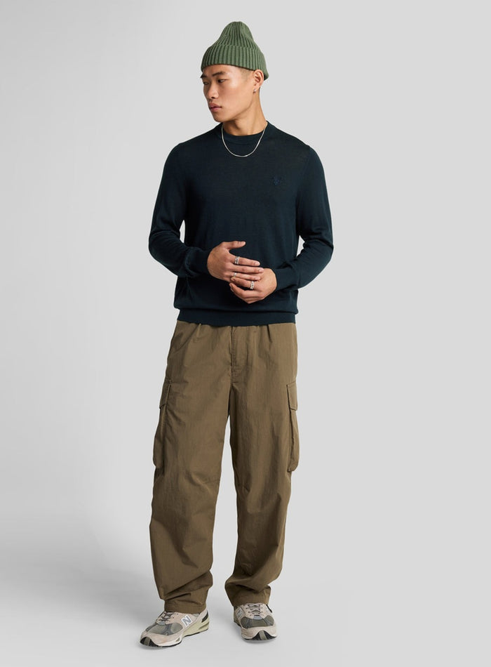 LYLE & SCOTT Tonal Eagle Merino Crew Neck Jumper Dark Navy - MAISONDEFASHION.COM