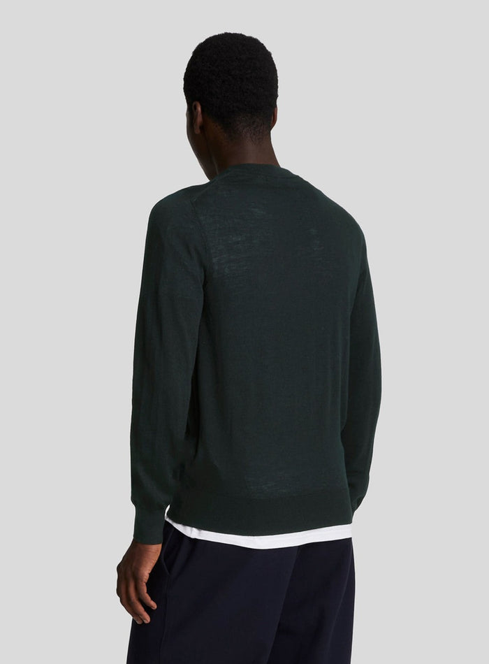 LYLE & SCOTT Tonal Eagle Merino Crew Neck Jumper Jet Black - MAISONDEFASHION.COM