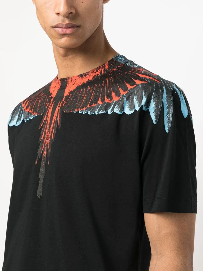 MARCELO BURLON COUNTY OF MILAN  Icon Wings Regular T-Shirt Black Red - MAISONDEFASHION.COM