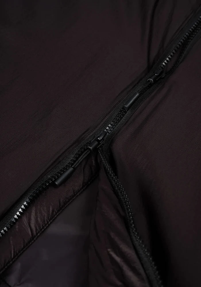 MKI MIYUKI ZOKU Insulated Loft Vest Black - MAISONDEFASHION.COM