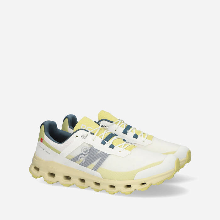 ON RUNNING Cloudvista Sneakers Ivory / Endive - MAISONDEFASHION.COM