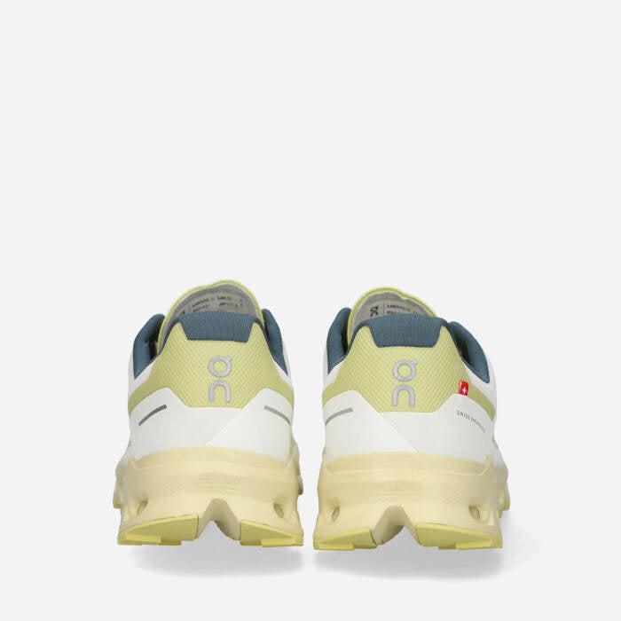 ON RUNNING Cloudvista Sneakers Ivory / Endive - MAISONDEFASHION.COM