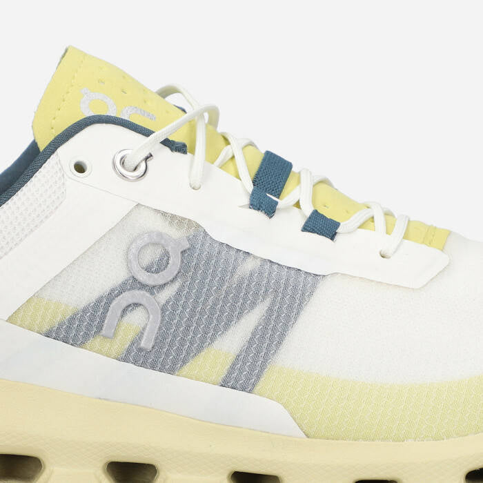 ON RUNNING Cloudvista Sneakers Ivory / Endive - MAISONDEFASHION.COM